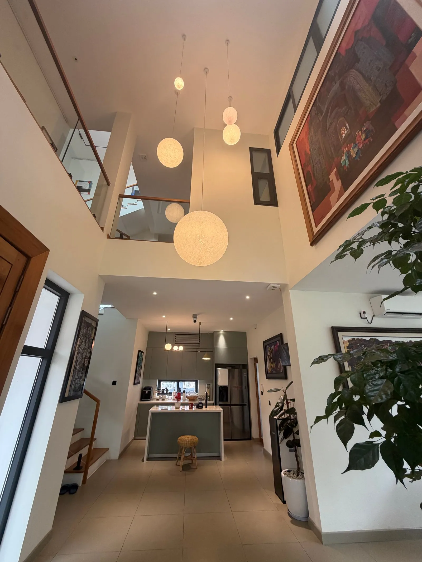 ZyKM, photo 5 of 12