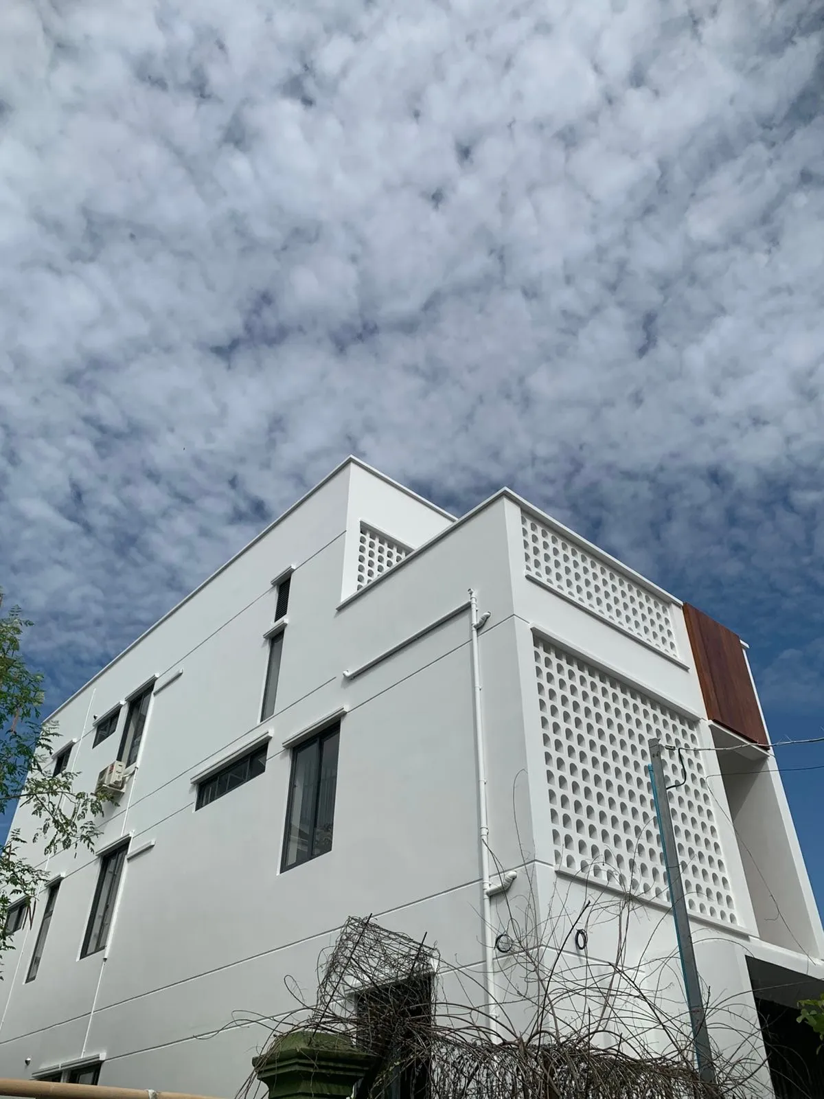Moon House, photograph 9
