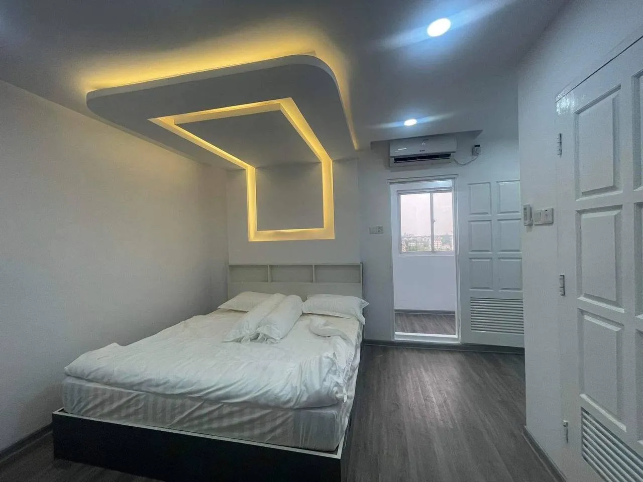 Bamaso Condo, photo 17 of 24