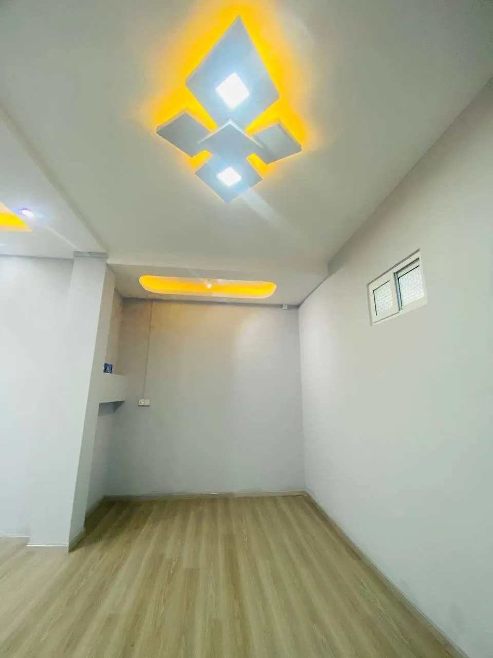 Zarni 12st Renovation, photo 6 of 14