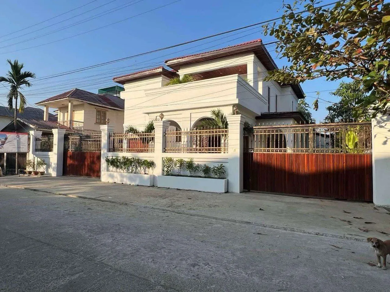 Innwa Housing, photo 1 of 23