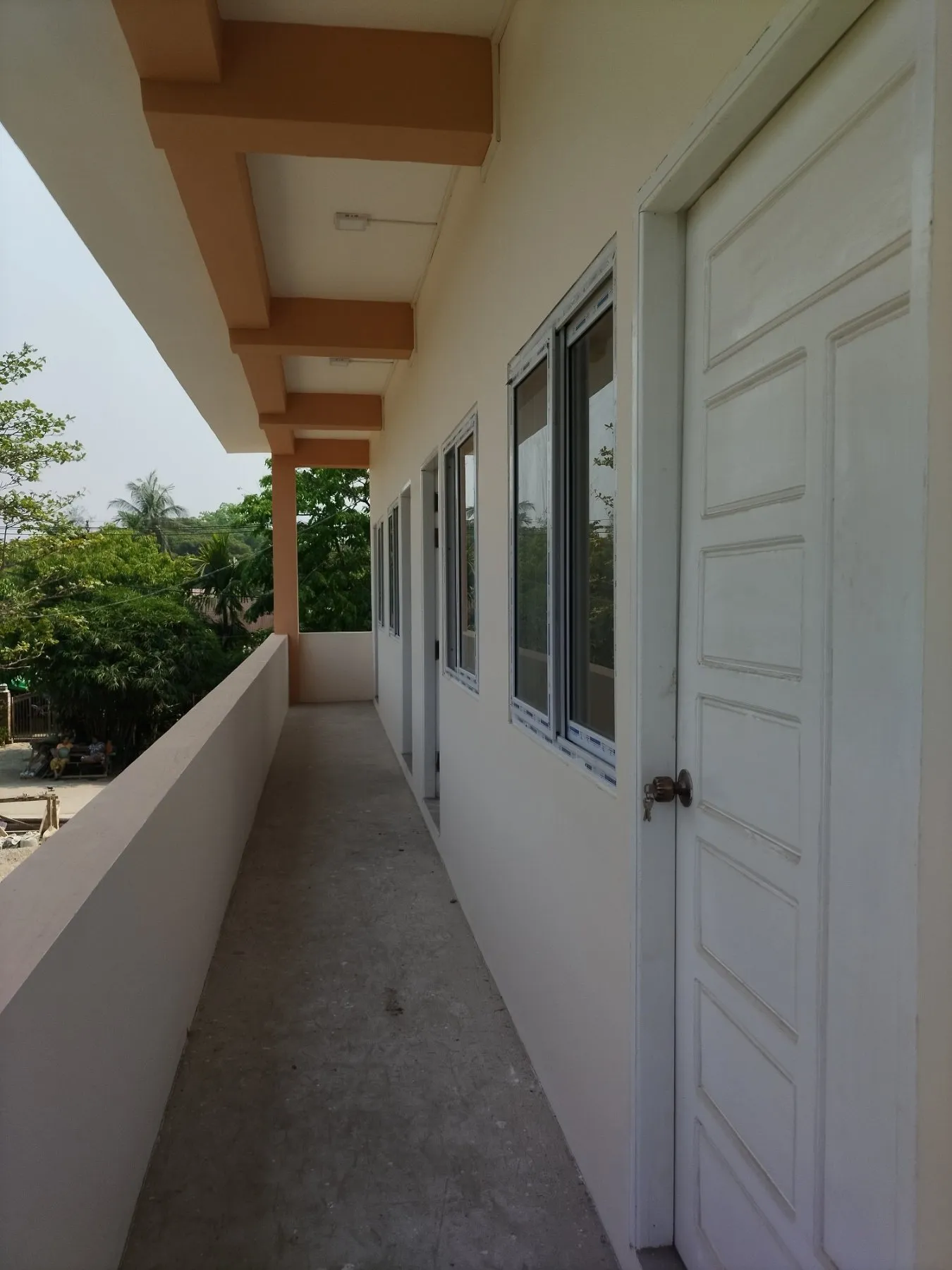 Shwe Pyi Thar, photo 8 of 28