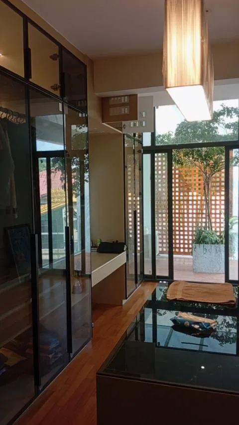 Highland Avenue, photo 38 of 75