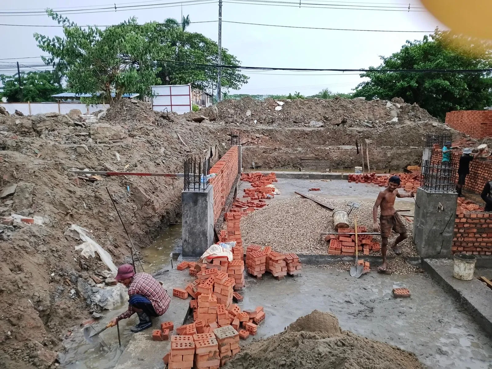 North Dagon Nagar Lady, photo 47 of 92